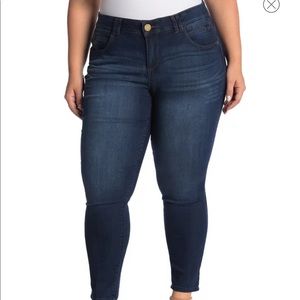 Democracy Ab Solution Stretchy Denim Skinny Jeans